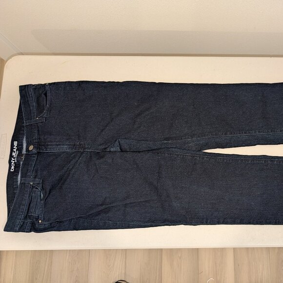 DKNY Soho Straight Jeans - New - Picture 3 of 3